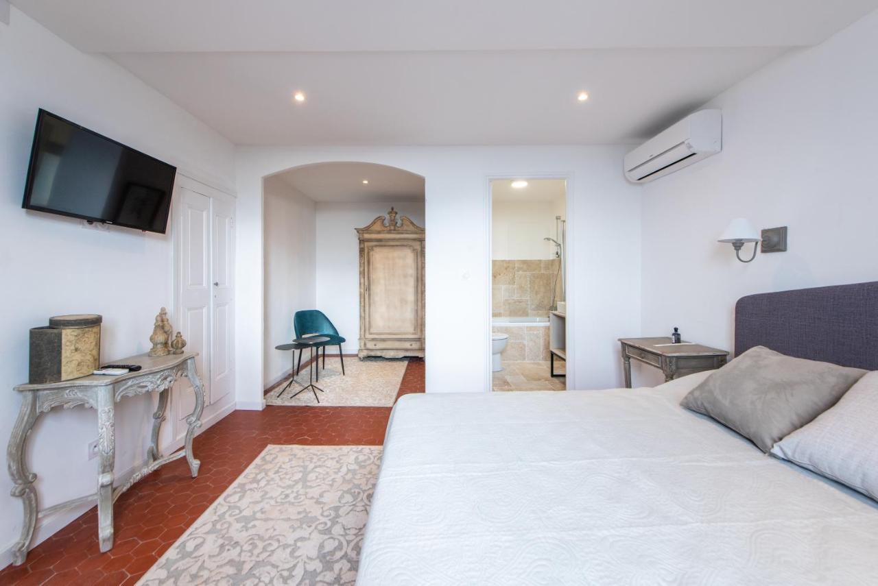 Chambres Lougolin กราส ภายนอก รูปภาพ